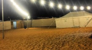 3 مجهولين هددوا الحارس بـ «سكين» وسرقوا المخيم