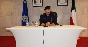 الداخلية: لجنة تحقيق في مغادرة طفل بصحبة والده الوافد للبلاد بطريقة غير مشروعة