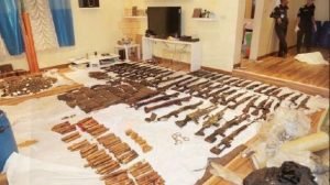 اصابة 5 أشخاص في حريق سوق شعبي بالشويخ