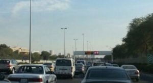 إمرأة سرقت أساور ذهب من طفلة في سوق الفحيحيل