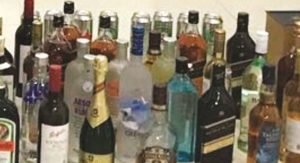 إبعاد وافد عربي يتحرش بـ«اللمس» في مجمع بالفروانية