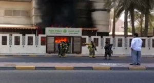 إخماد حريق اندلع بمطعم في السالمية