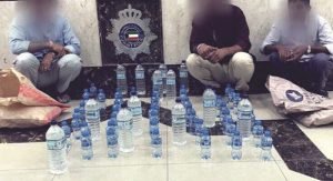 3 مروجين سقطوا بـ 200 قنينة خمر في بنيد القار