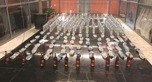 آسيوي بحوزته 289 زجاجة خمر في الأحمدي