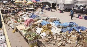 22 مخالف ومواد فاسدة ومسروقة في مداهمة لـ«سوق الحرامية»