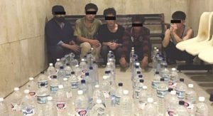 ضبط 5 تجار خمور محلية في ساحة بالجليب