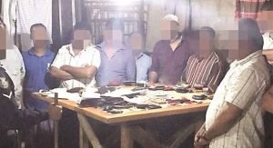 ضبط 26 آسيوياً في صالة للقمار بالجليب