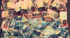 «الجمارك» تضبط 2161 حبة ترامادول مهربة بألعاب أطفال قادمة من مصر