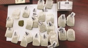 فتاة قاصر تتهم والدها بضربها