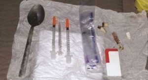 7 متعاطين بينهم 4 مواطنين في قبضة الأمن بالمطلاع والفروانية والروضة