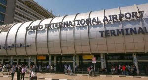 مصري حاول تهريب 52 ألف دينار إلى الكويت