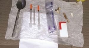 ضبط 4 مواطنين بحالة غير طبيعية وبحوزتهم حبوب مخدرة