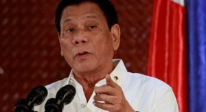 الرئيس الفلبيني يُهدد بسحب وفرض حظر دائم على العمالة الفلبينية في الكويت