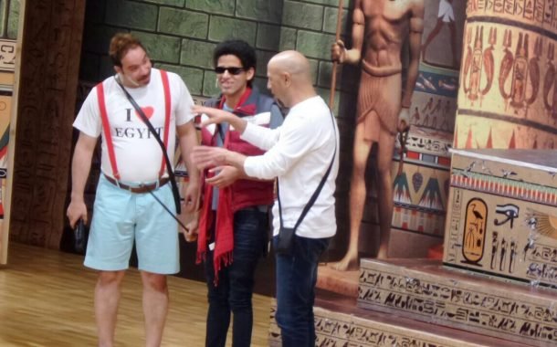 بالفيديو ..أشرف عبدالباقي يقاضي الشركة المنظمة لمسرحية مسرح مصر