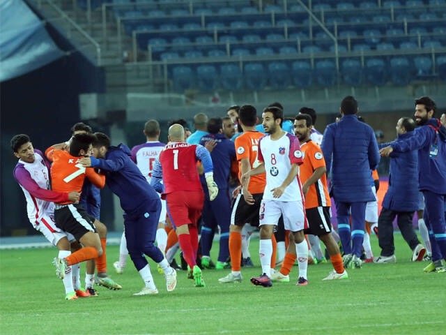 «الاستئناف» تقلص عقوبة لاعبي الكويت وكاظمة إلى 3 مباريات فقط