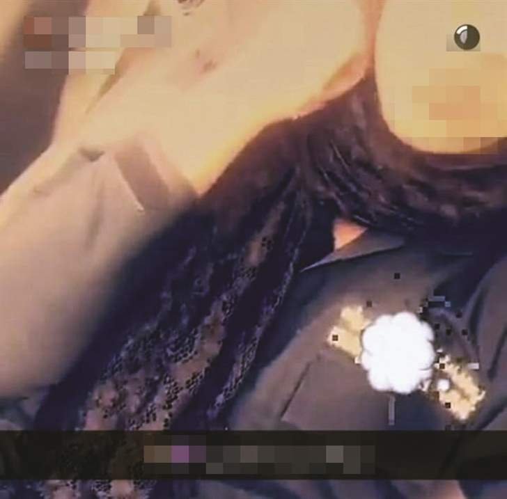 عسكري وفتاة يخالفان قوانين 