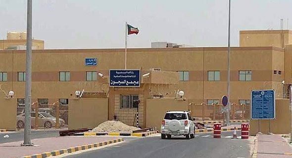 إستمرار حبس مواطنة صورت خادمتها وهي تنتحر