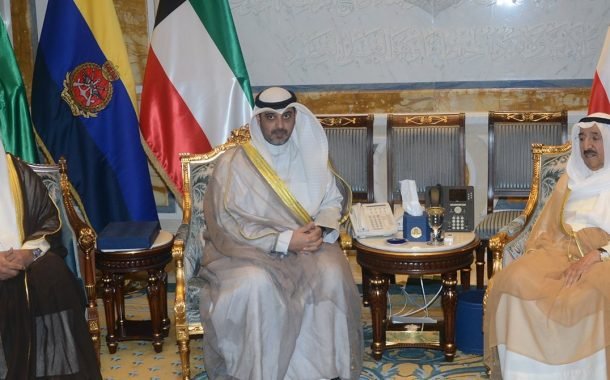 العبدالله والأذينة يقدمان لسمو الأمير «استراتيجية الكويت للأمن السيبراني»