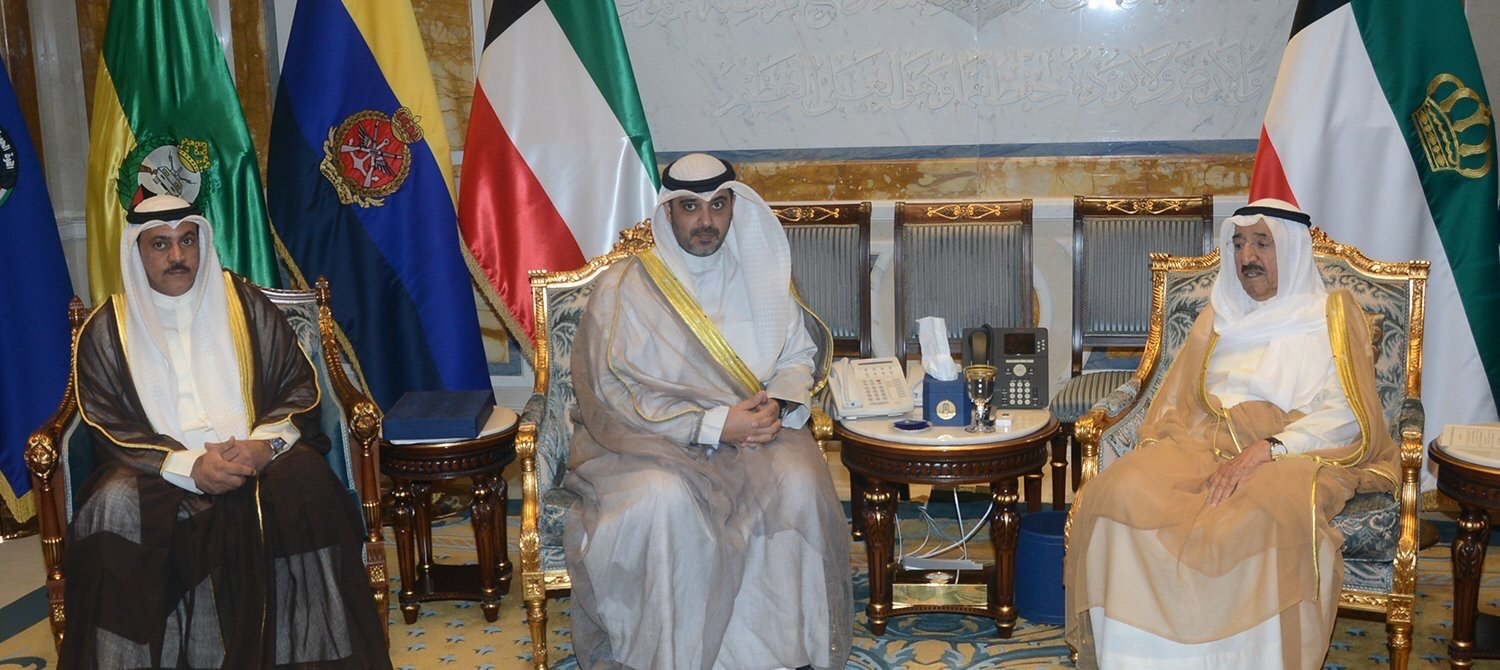 العبدالله والأذينة يقدمان لسمو الأمير «استراتيجية الكويت للأمن السيبراني»