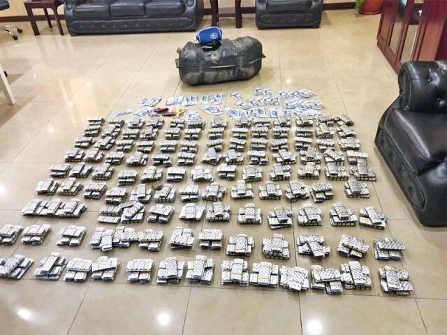 إحباط محاولة إدخال 33 ألف حبة مخدرة عبر منفذ النويصيب الحدودي