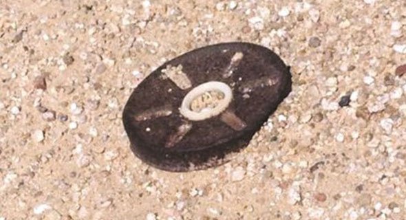 مواطن يعثر على «لغم» في طريق السالمي