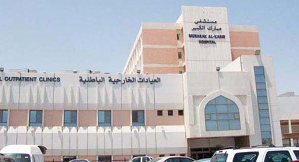 مواطن تعرض لصعقة كهرباء وفقد وعيه في سطح منزله