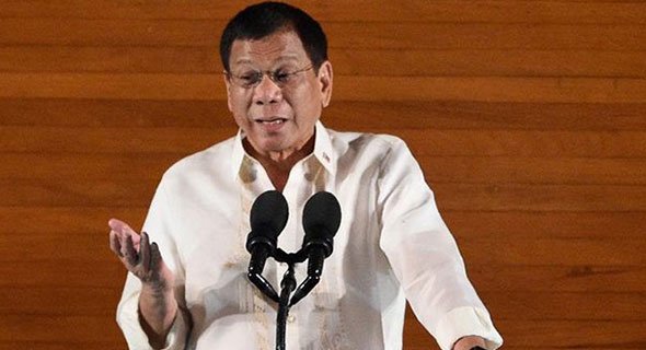 الرئيس الفلبيني يعلن تخليه عن مذكرة التفاهم وعدم زيارة الكويت