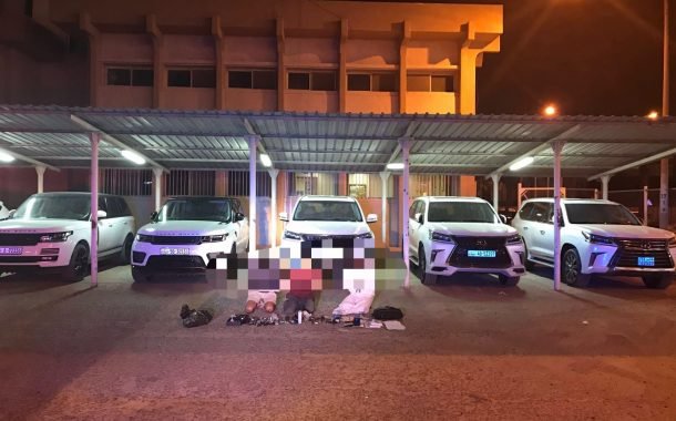 3 سوريين في «عصابة» تسرق المركبات الفارهة وتبيعها قطعاً