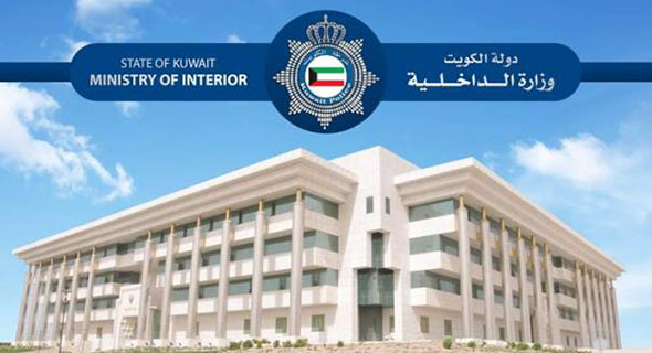 هارب من رجال الأمن اصطدم بدوريتين وأتلفهما في المهبولة