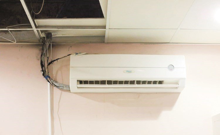 السيطرة على حريق وحدة تكييف في غرفة العلاج الكيماوي