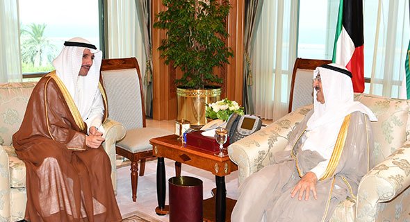 سمو الأمير مستقبلاً الغانم و«لجنة مشروع الجواب على الخطاب الأميري»: بذل كافة الجهود لدعم العمل البرلماني