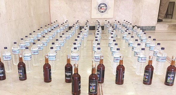 هندي من المنقف إلى «المكافحة» بـ 114 قنينة خمر محلي ومستورد