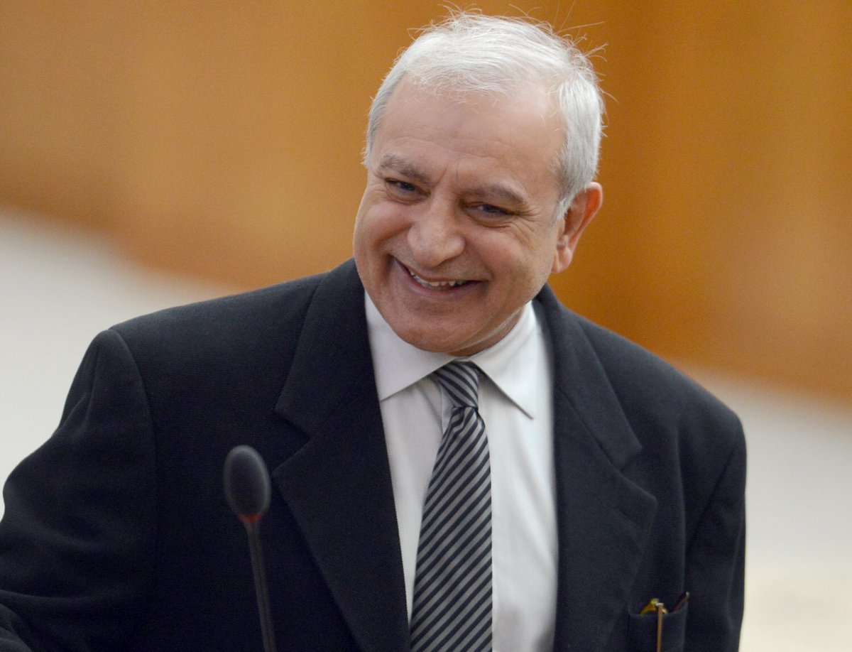 د.بدر العيسى : أحلت 259 من مزوري الشهادات إلى النيابة