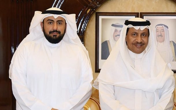 ‏تنفيذاً لتوجيهات سمو «رئيس الوزراء».. وزير الصحة يحيل قيادياً سابقاً للنيابة