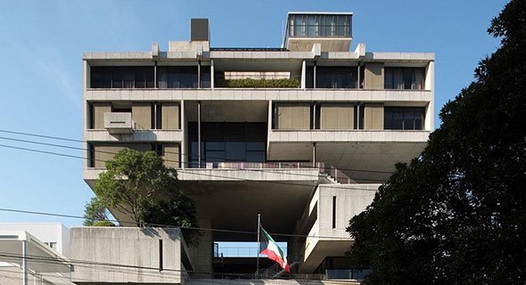 السفارة الكويتية في اليابان تدعو المواطنين إلى الحذر من إعصار «جيبي»