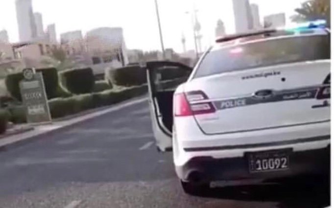 مخالفة رعونة واستهتار وإهانة موظف لقائدة مركبة ظهرت في «فيديو متداول»