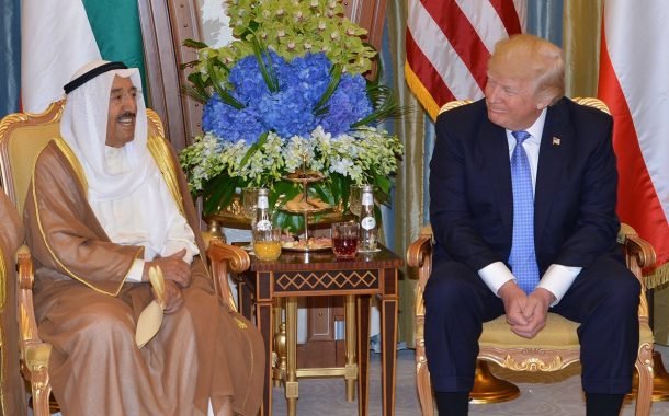 سمو الأمير يشكر الرئيس الأميركي ويدعوه إلى زيارة الكويت