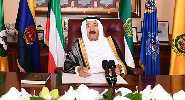 سمو الأمير يعزي العاهل السعودي بضحايا سقوط احدى طائرات القوات الجوية الملكية