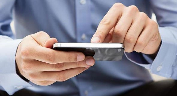 وضع ضوابط للحسابات الإلكترونية تتضمن التعريف بهوية أصحابها.. لمحاسبتها