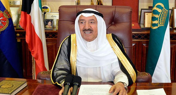 سمو الأمير يأمر بتسمية قاعة بمركز «عبدالله السالم الثقافي» بإسم ابراهيم الشطي