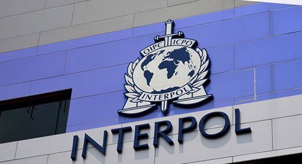 تحرّك وترتيبات لإسترداد المطلوبين من الخارج.. ومخاطبة الإنتربول