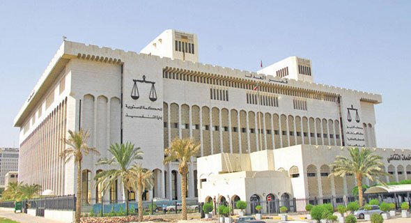 عشرات الفتيات أمام «الجنايات» بتعاطي المخدرات.. وبعضهن بمعيّة أزواجهن!