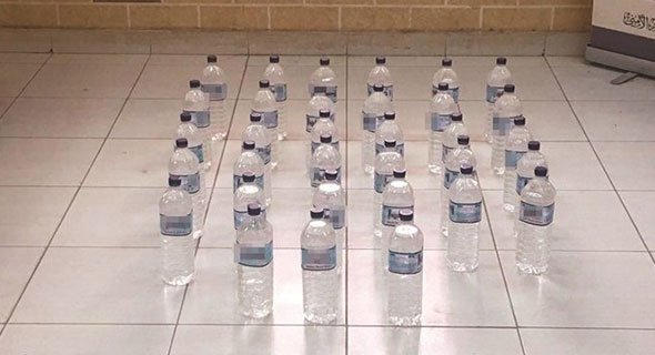 ضبط هندي يروّج خمور محلية على الأوروبيين في الفحيحيل