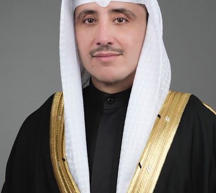 وزير الخارجية  يأمر بإجراء تحقيق لأسباب وفاة انور الغريب في اسطنبول